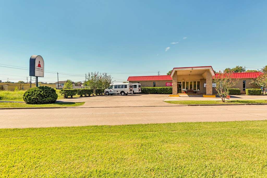 Friendswood KinderCare | 2550 Bay Area Blvd, Friendswood, TX 77546 | Phone: (281) 482-4589