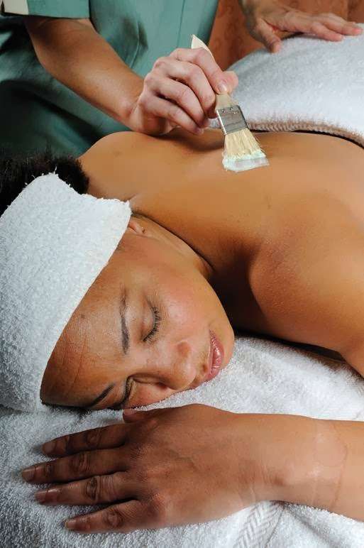 Ambiance Medical & Day Spa | 9845 E 116th St #300, Fishers, IN 46037, USA | Phone: (317) 348-3233