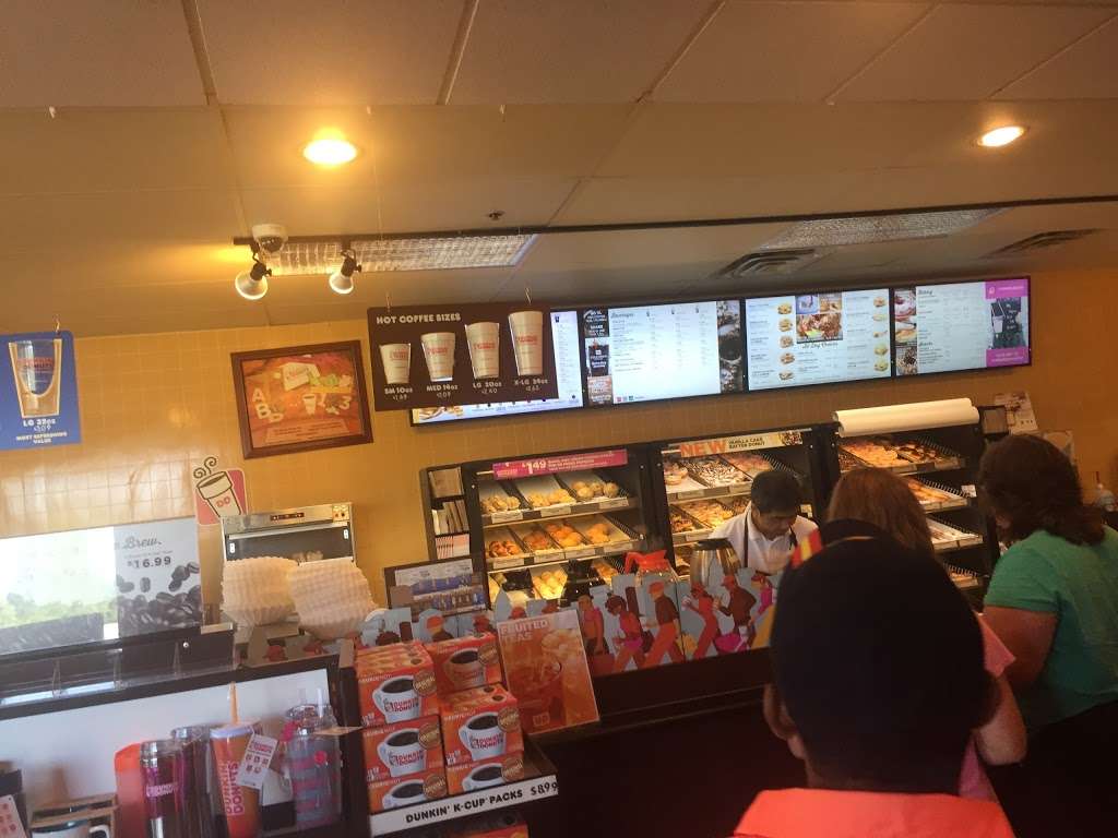 Dunkin Donuts | 1059 Route 202 N, Unit 9, Branchburg, NJ 08876, USA | Phone: (908) 575-1377