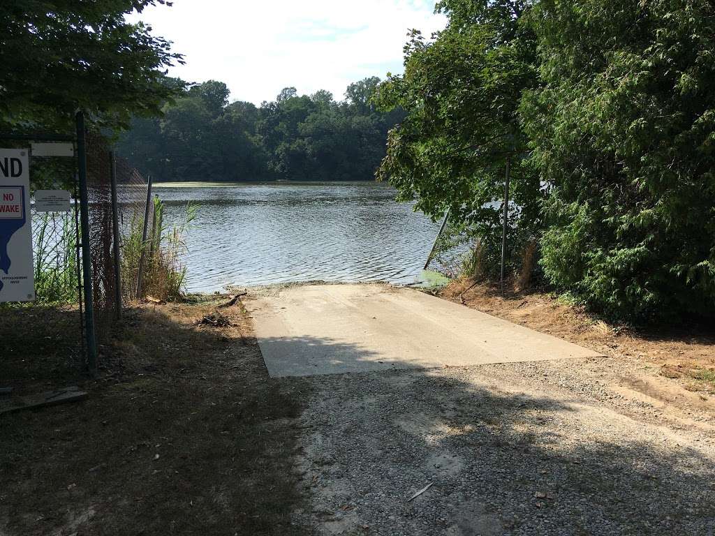 Noxontown Pond Launching Ramp St. Andrews | 468 Noxontown Rd, Townsend, DE 19734, USA