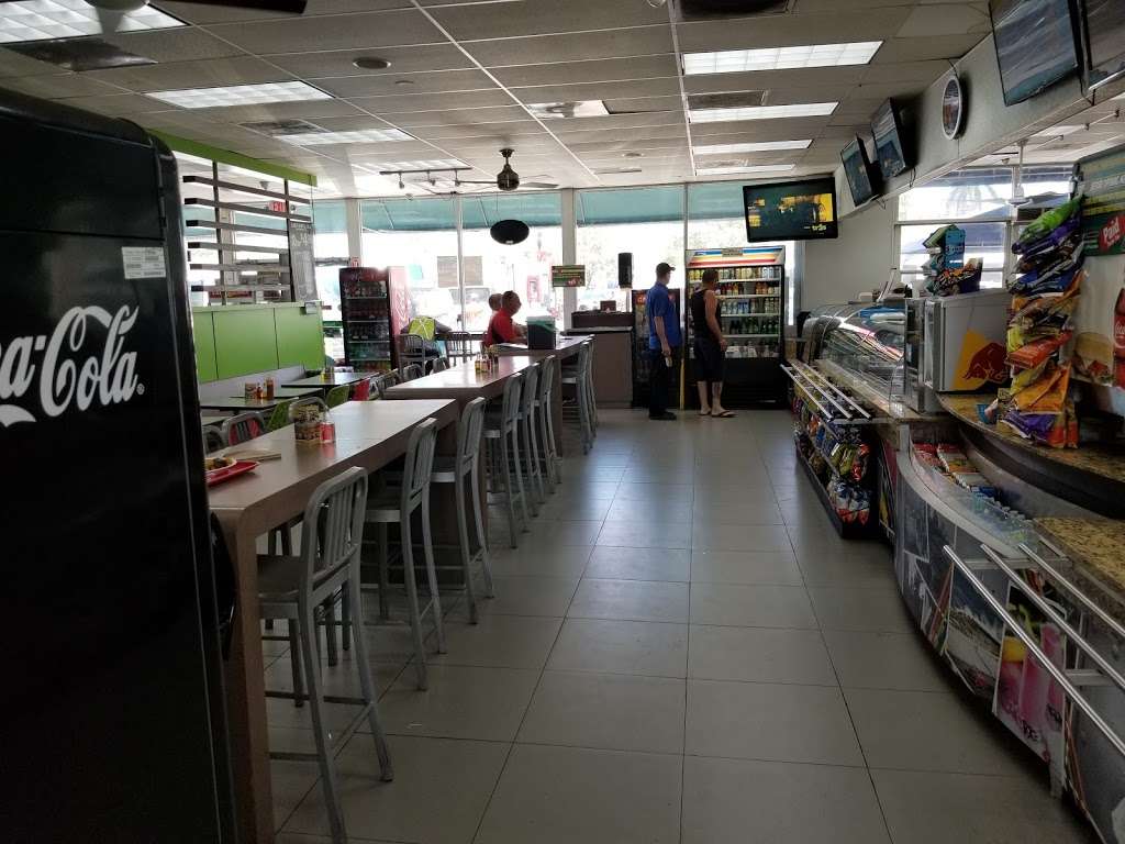 El Comedor | 10190 NW 116th Way, Medley, FL 33178, USA | Phone: (305) 884-3871