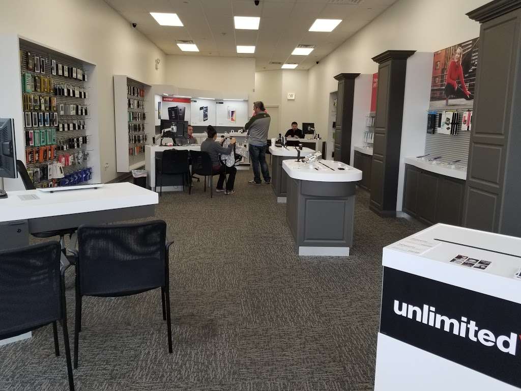 Verizon | 2601A 95th St, Evergreen Park, IL 60805, USA | Phone: (708) 634-8080