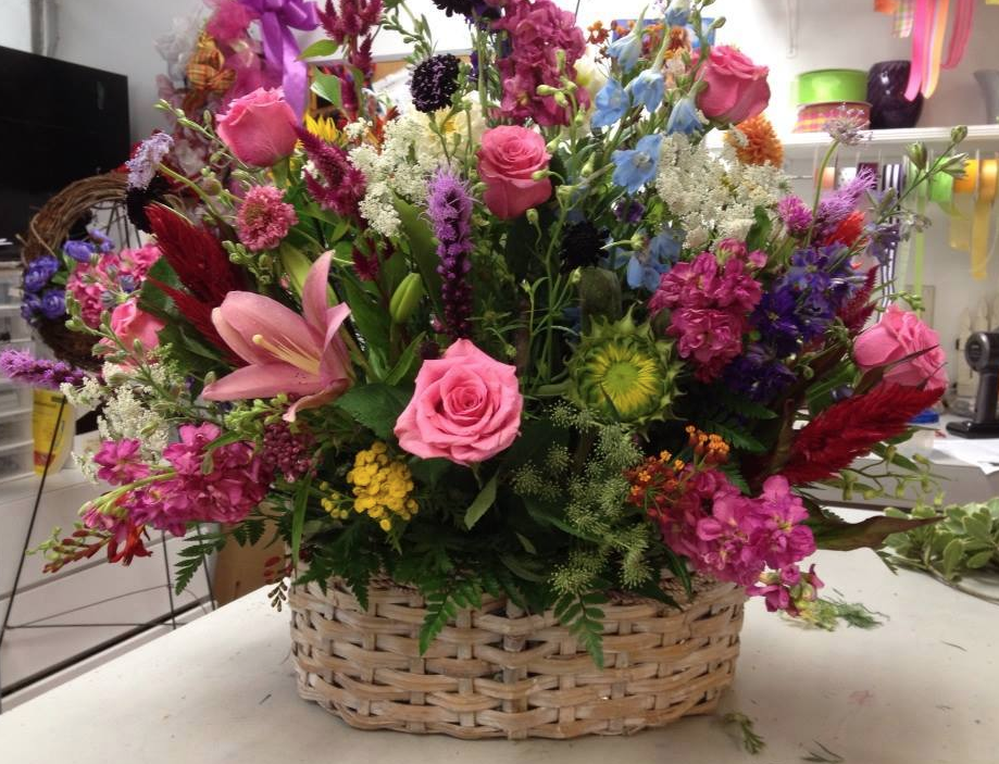 Delford Flowers & Gifts | 856 Kinderkamack Rd, River Edge, NJ 07661, USA | Phone: (201) 599-0833