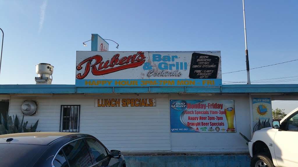 Rubens Bar & Grill | 255 E Ave M, Lancaster, CA 93535, USA | Phone: (661) 471-9356