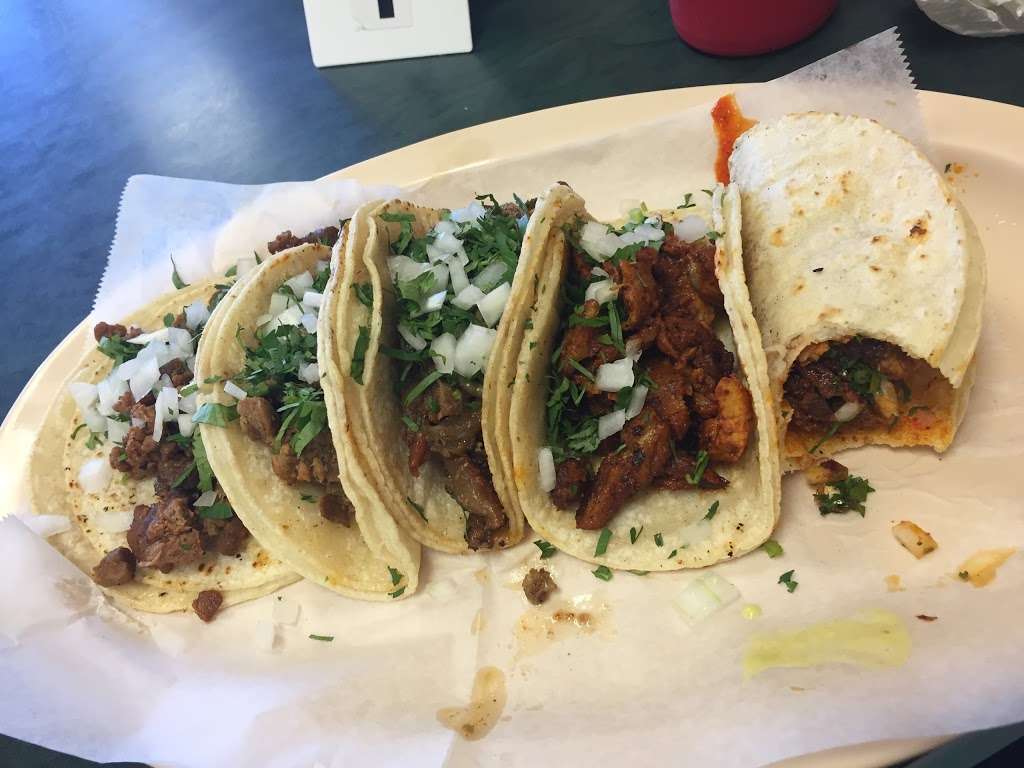 Tacos La Bala | 5406 Airline Dr, Houston, TX 77076, USA | Phone: (832) 767-5066