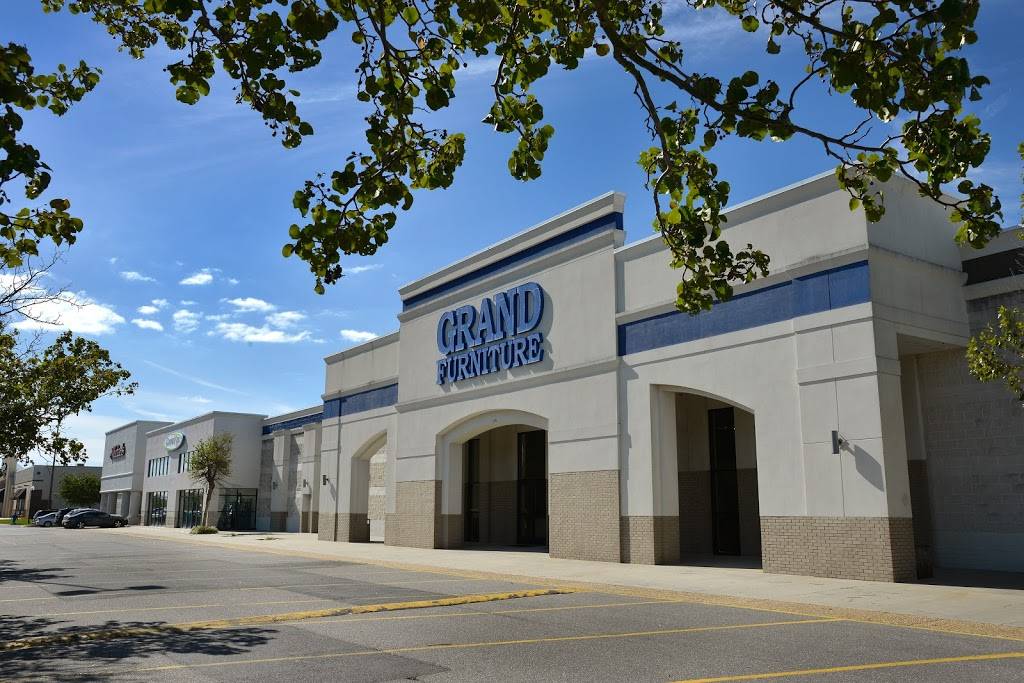 Grand Furniture | 1591 Crossways Blvd, Chesapeake, VA 23320, USA | Phone: (757) 457-0006