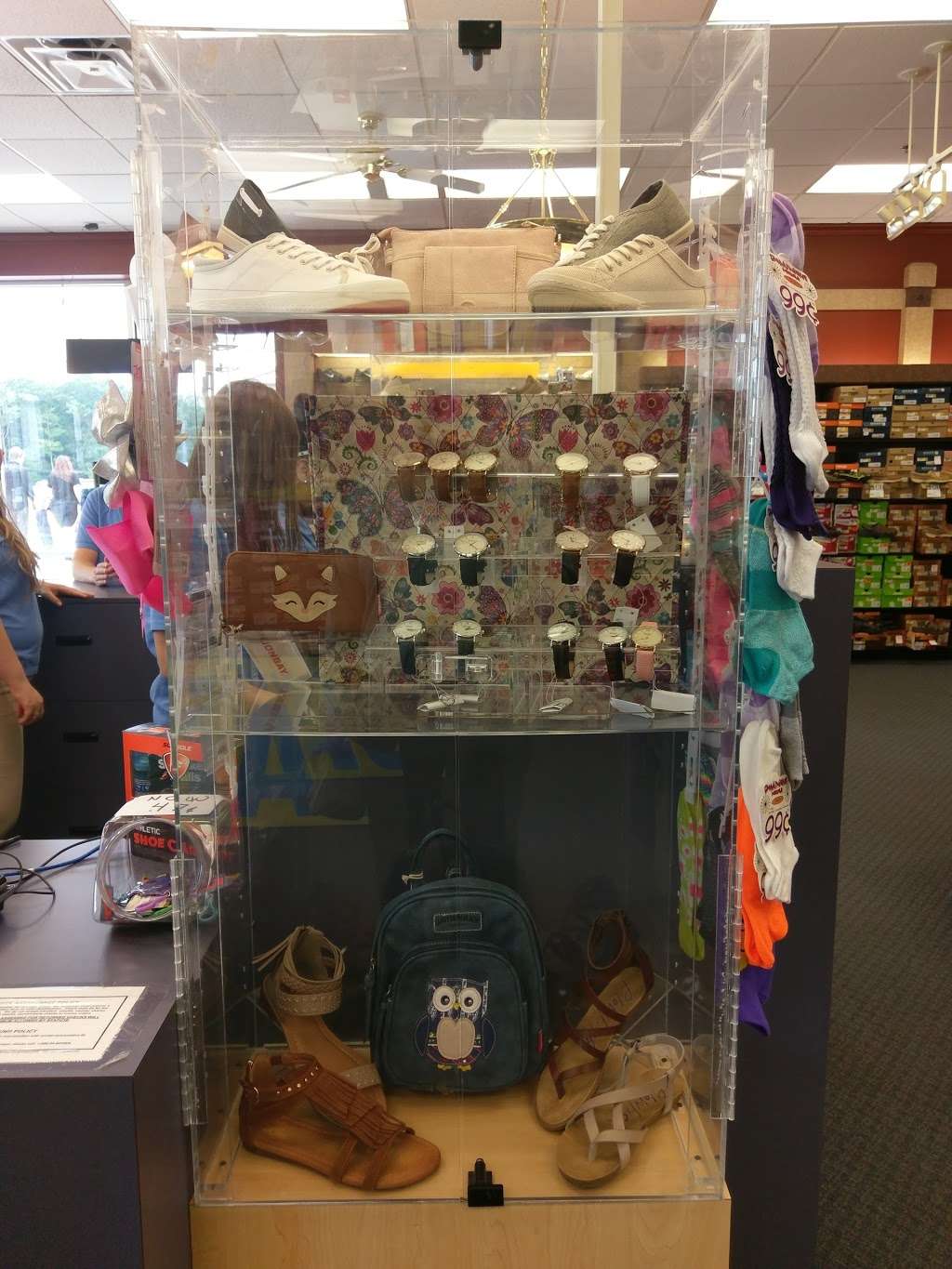 Shoe Dept. | 45 Plaza Dr #900, Tamaqua, PA 18252 | Phone: (570) 668-2407