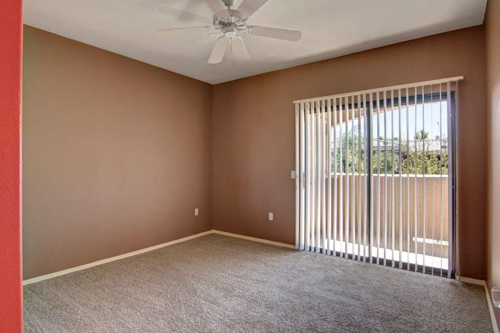 Pala Mesa Apartments | 2433 W Main St, Mesa, AZ 85201, USA | Phone: (623) 242-0126