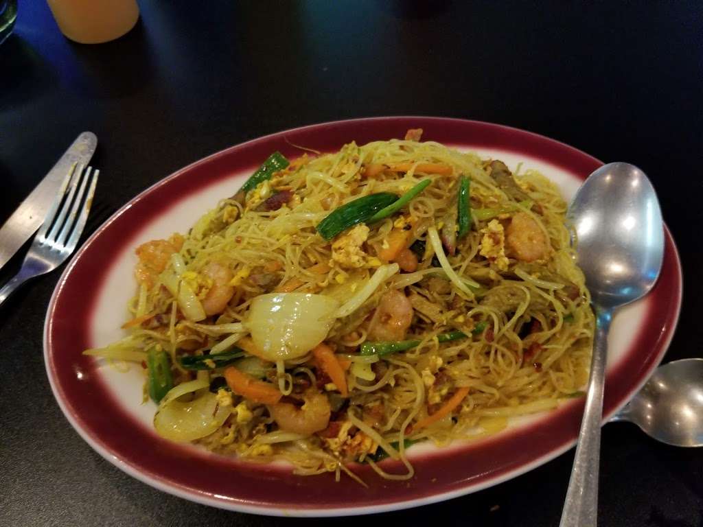 Ching Hua`s Chinese Restaurant & Bar | 1992 S River Rd, Des Plaines, IL 60018, USA | Phone: (847) 390-9499