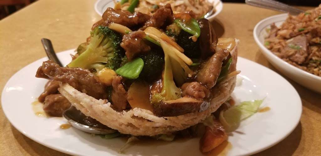 Chi Tung Restaurant | 9560 S Kedzie Ave, Evergreen Park, IL 60805, USA | Phone: (708) 636-8180