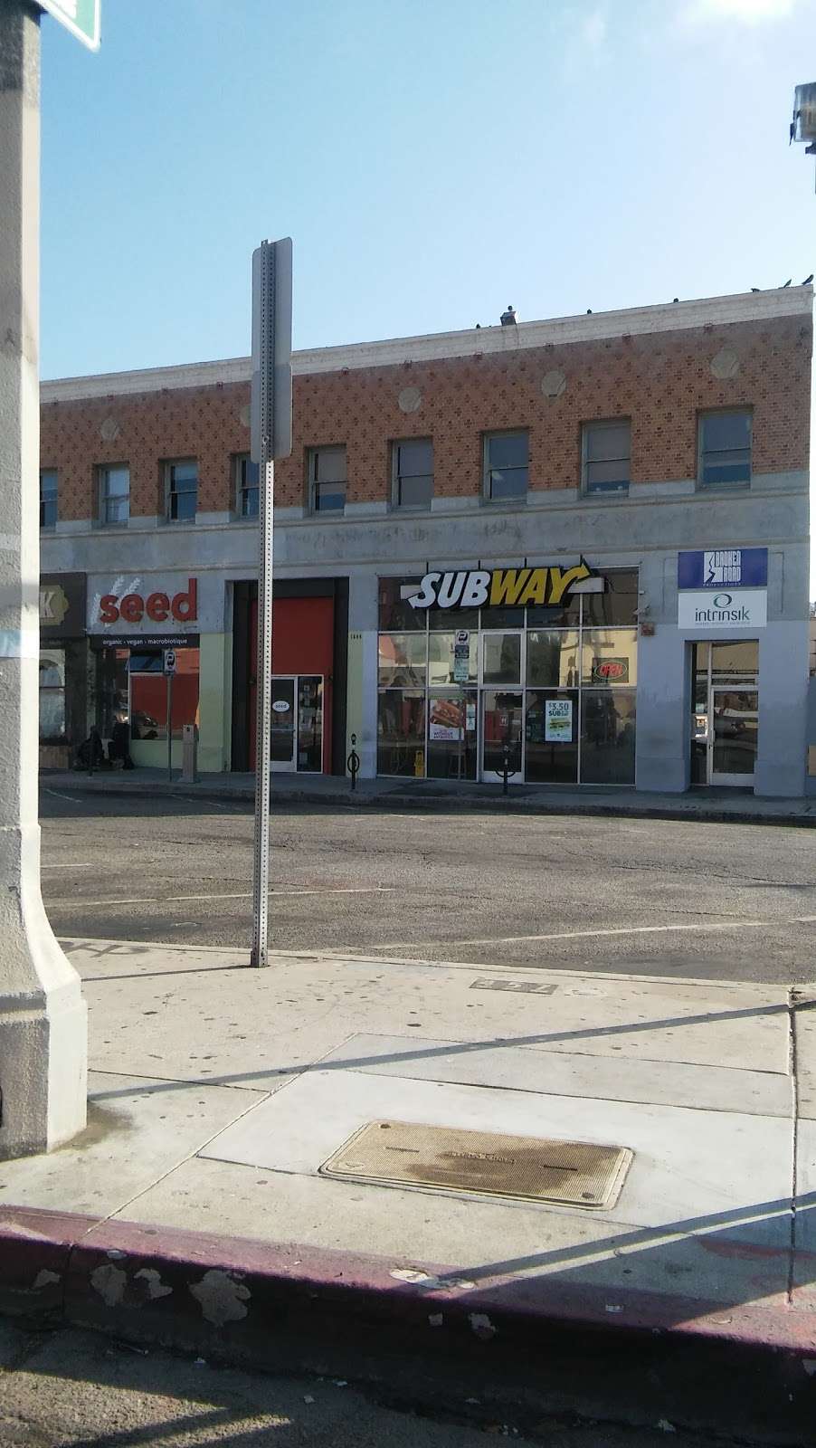 Subway Restaurants | 1606 Pacific Ave, Venice, CA 90291, USA | Phone: (310) 581-9494