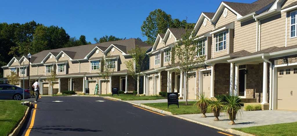 Cottrell Court Townhomes | 3899 County Rd 516, Old Bridge, NJ 08857, USA | Phone: (732) 786-4343