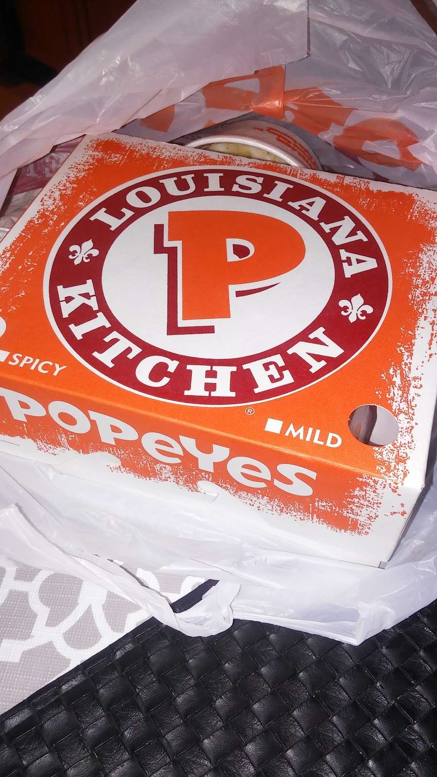 Popeyes Louisiana Kitchen | 116 W Merritt Island Causeway, Merritt Island, FL 32952, USA | Phone: (321) 452-5200