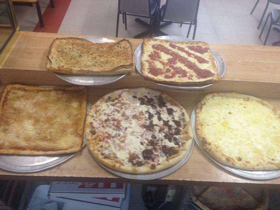 Antonios Pizza | 501 Main St # 2, White Haven, PA 18661 | Phone: (570) 443-9776