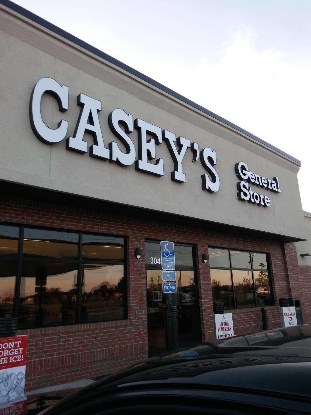 Caseys General Store | 3048 N Morton St, Franklin, IN 46131, USA | Phone: (317) 346-6452