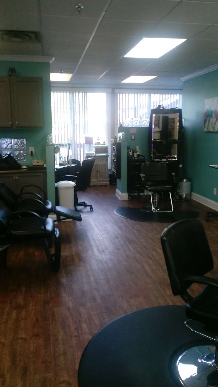 Palms Salon | 5430 Columbus Ave, Anderson, IN 46013 | Phone: (765) 640-5466