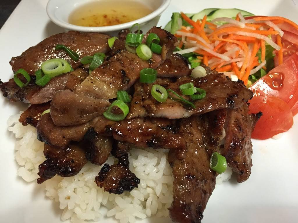 Saigon Bangkok Restaurant | 512 Niagara Falls Blvd, Buffalo, NY 14223, USA | Phone: (716) 837-2115