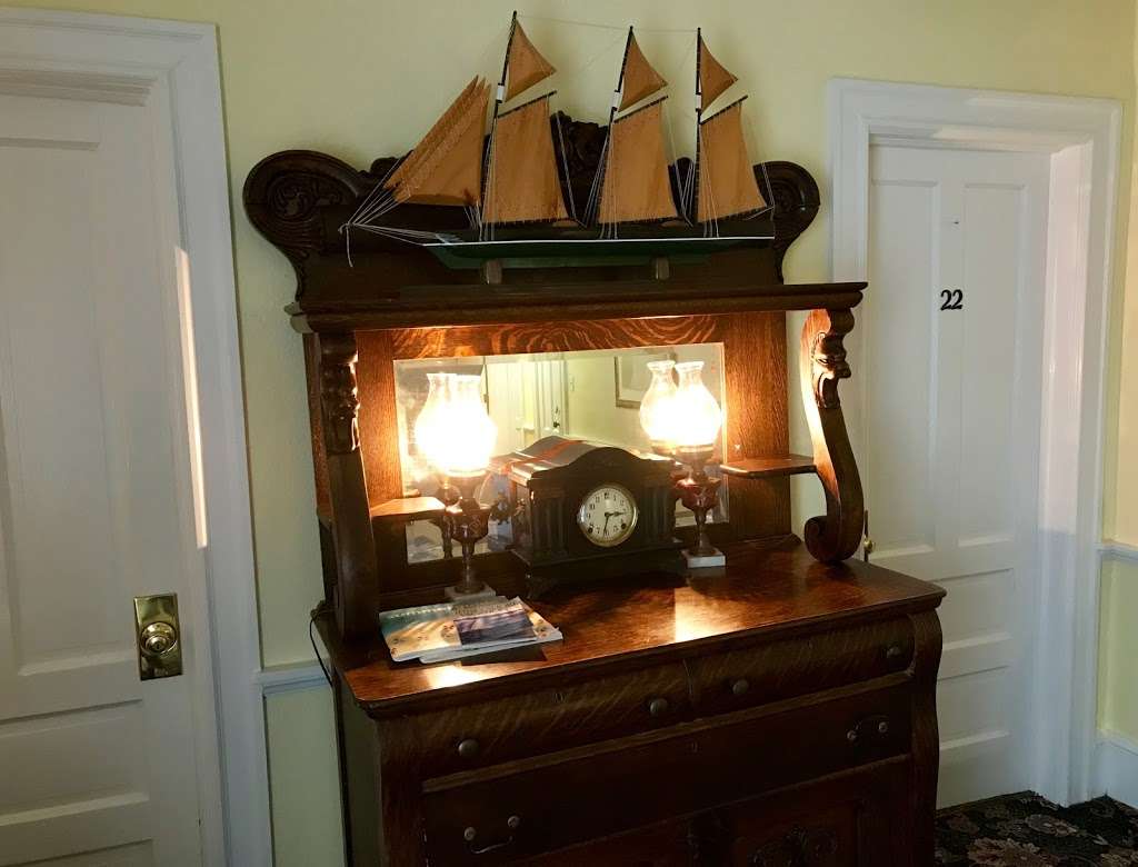 Cashelmara Inn | 1461, 22 Lakeside Ave, Avon-By-The-Sea, NJ 07717, USA | Phone: (732) 776-8727