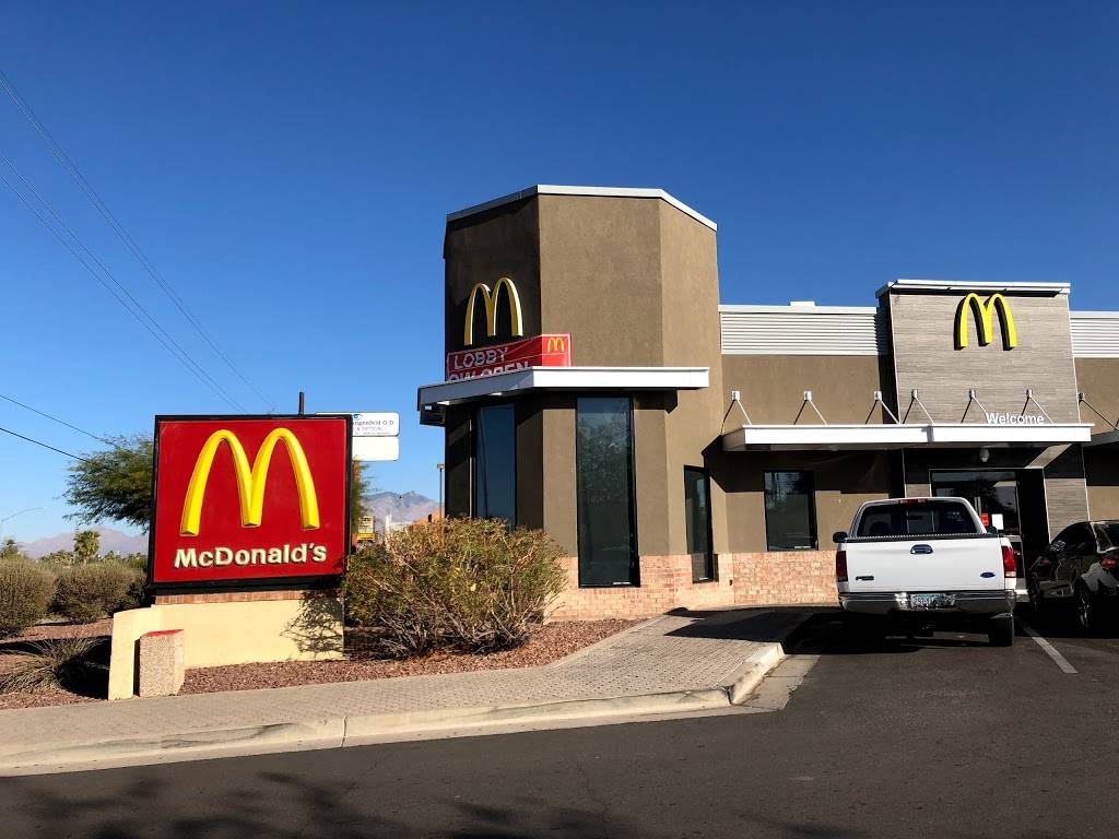 McDonalds | 2525 S Craycroft Rd, Tucson, AZ 85711, USA | Phone: (520) 747-7670