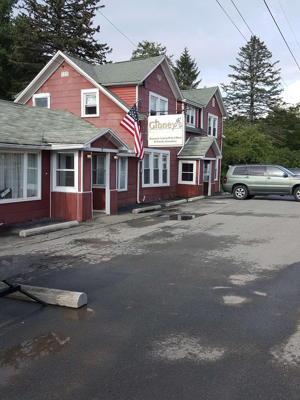 Gibneys Restaurant | 225 Roosevelt Hwy, Waymart, PA 18472 | Phone: (570) 488-6636