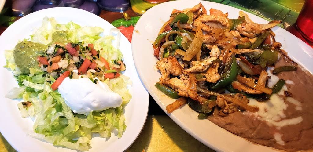 La Hacienda Mexican Restaurant | 6825 Graham Rd, Indianapolis, IN 46220 | Phone: (317) 577-2689