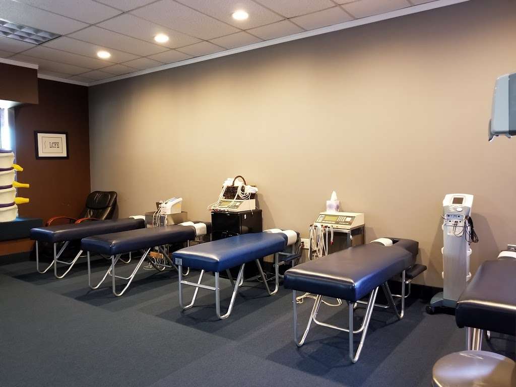Hanks Chiropractic Center | 11411 E NW Hwy Ste. 107, Dallas, TX 75218, USA | Phone: (214) 343-2225