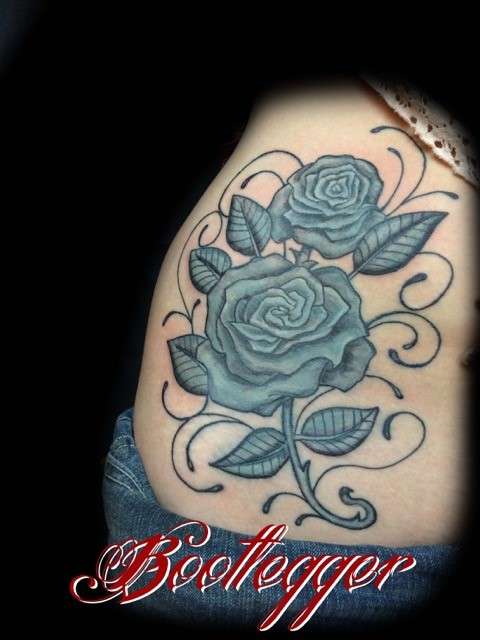 Creative Canvas Tattoo | 2102 S Main St, Higginsville, MO 64037, USA | Phone: (660) 584-8288