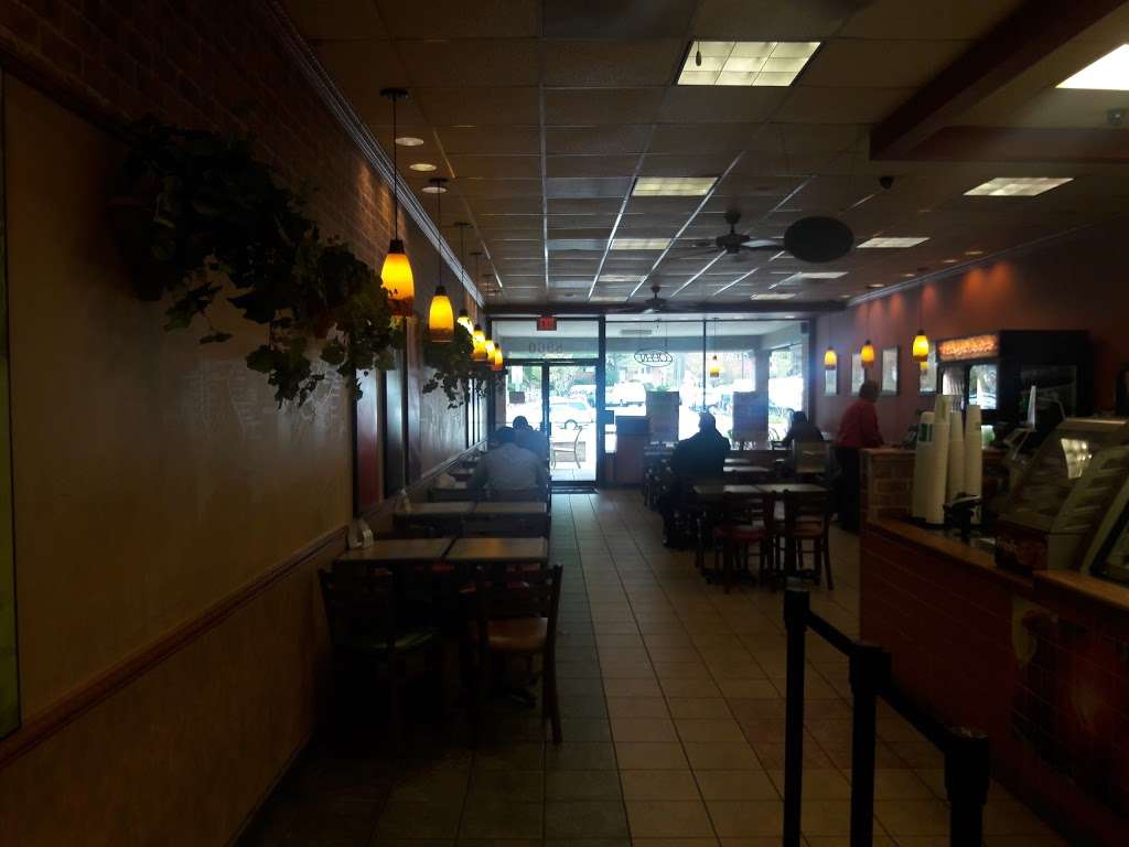 Subway Restaurants | 8960 Burke Lake Rd Unit 5 Kings Park, Shopping Center, Springfield, VA 22151, USA | Phone: (703) 978-6098