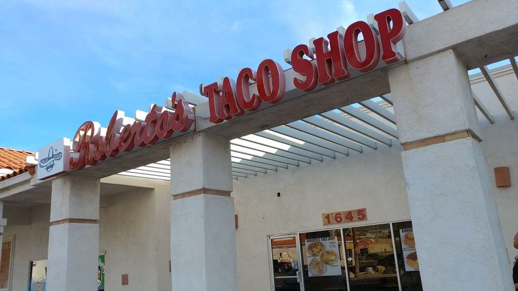 Robertos Taco Shop | 1645 Nevada Hwy, Boulder City, NV 89005, USA | Phone: (702) 294-3893
