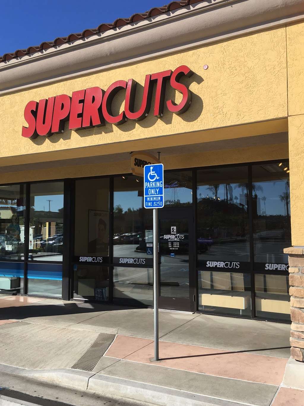 Supercuts | 661 Lomas Santa Fe Dr, Solana Beach, CA 92075, USA | Phone: (858) 481-7177