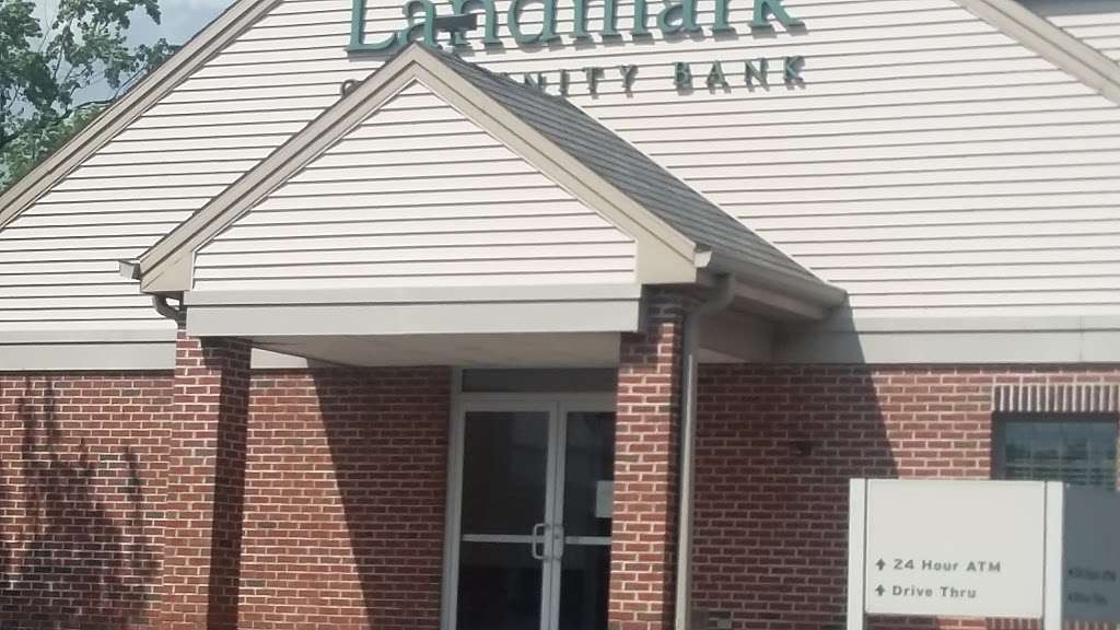 Landmark Community Bank | 3142, 3016 Pittston Ave, Scranton, PA 18505, USA | Phone: (570) 558-9730