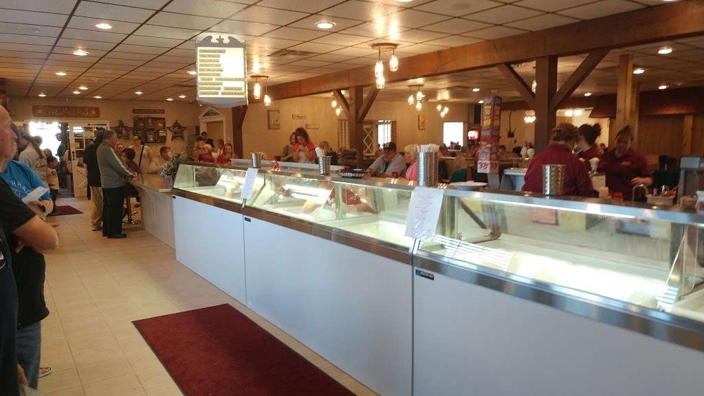 Leibys Ice Cream House & Restaurant | 848 W Penn Pike, Tamaqua, PA 18252, USA | Phone: (570) 225-7117