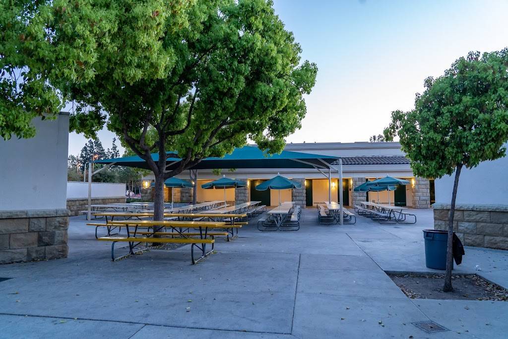 Oak Creek Elementary School | 1 Dovecreek, Irvine, CA 92618, USA | Phone: (949) 936-8550