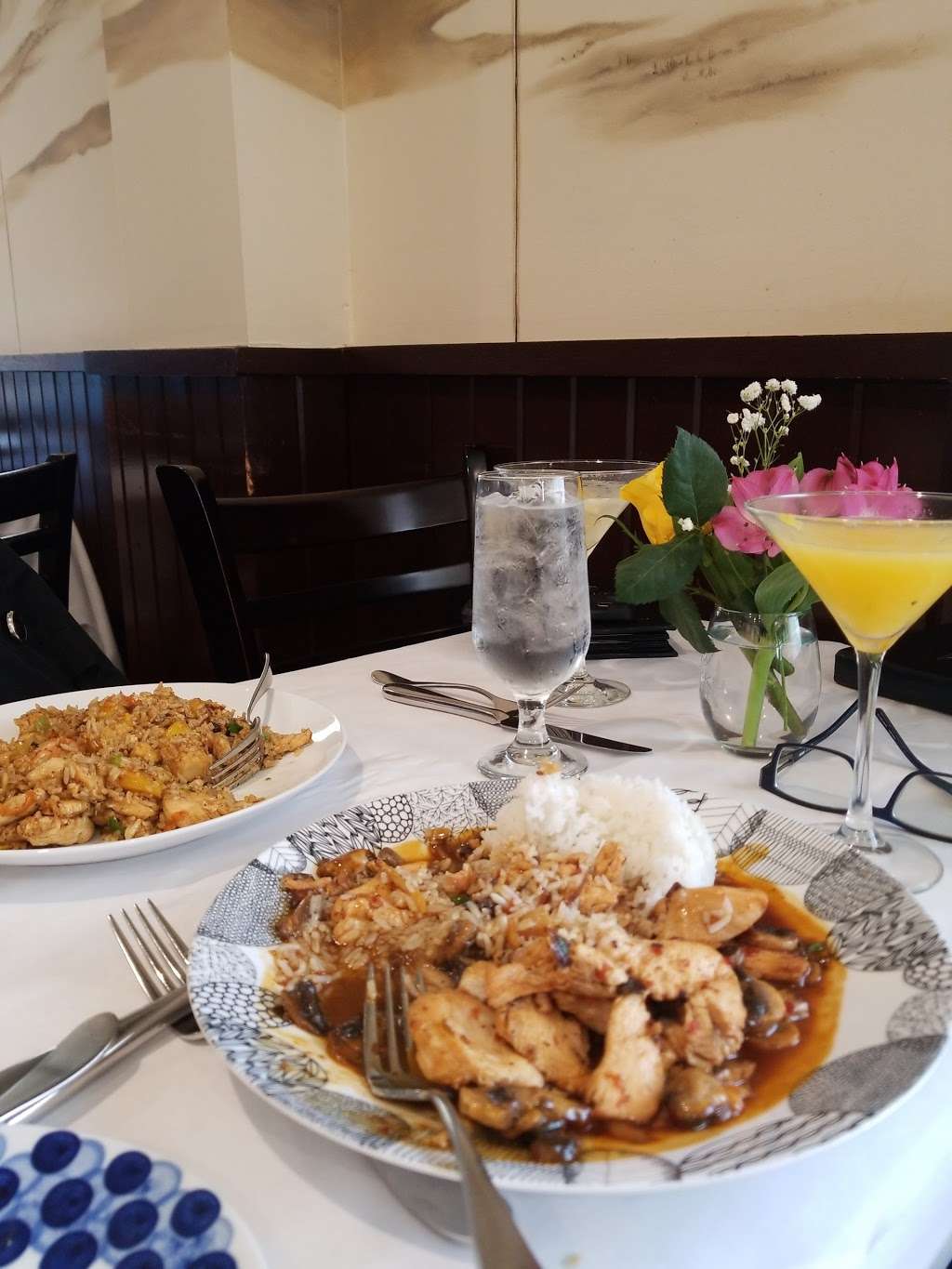 Thithis Restaurant | 9144 S Kedzie Ave, Evergreen Park, IL 60805 | Phone: (708) 634-3925