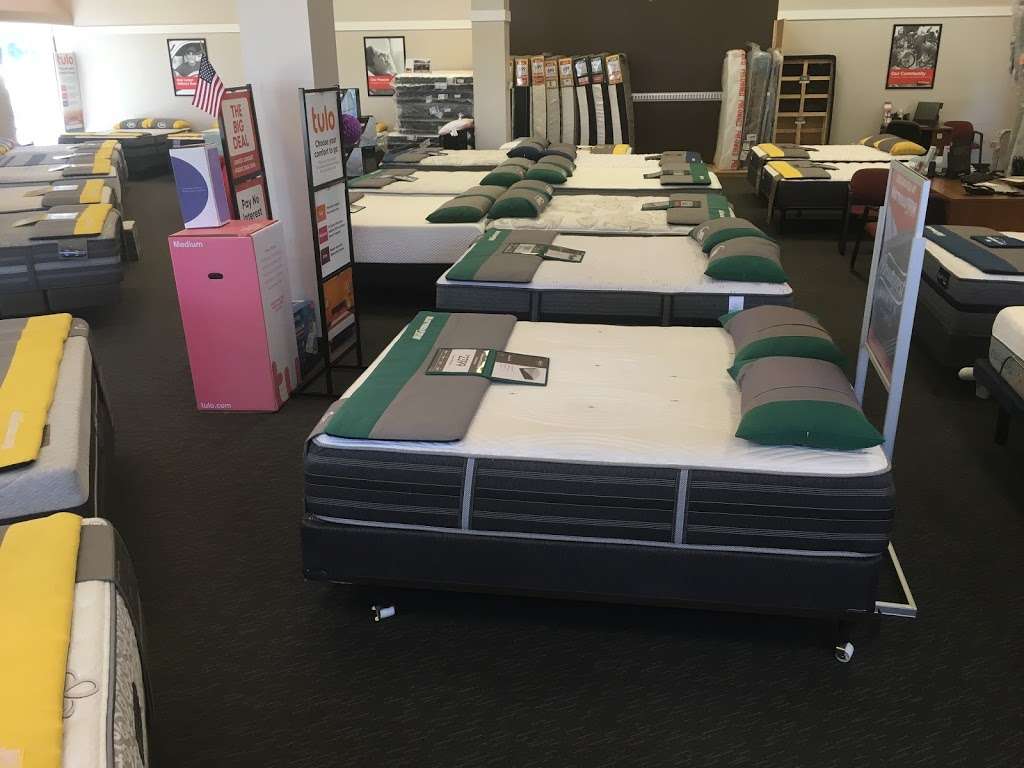 Mattress Firm Woodside | 4815 Queens Blvd, Woodside, NY 11377, USA | Phone: (718) 533-0019