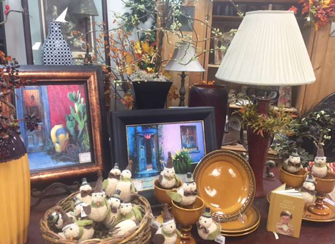 Top Drawer Resale Boutique | 9433 Mission Rd, Leawood, KS 66206 | Phone: (913) 642-2292