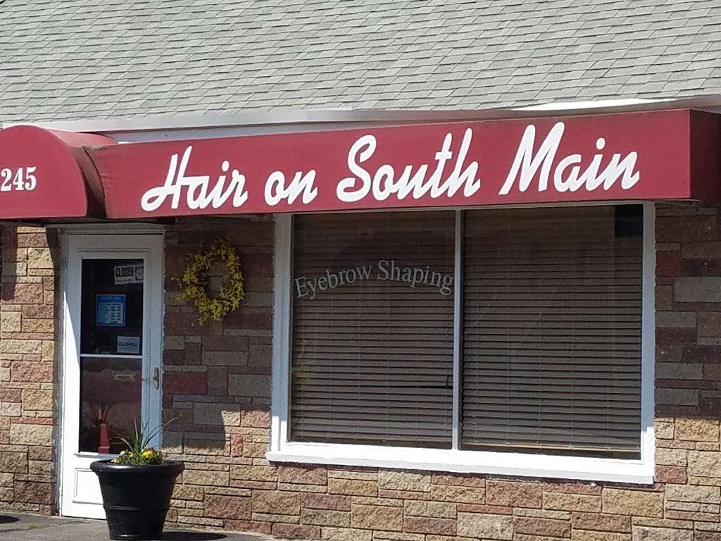 Hair On South Main | 245 S Main St, Attleboro, MA 02703, USA | Phone: (508) 222-9245