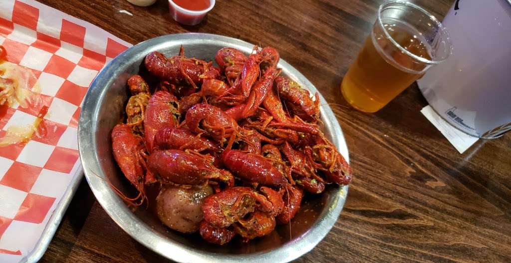 TX Crawfish & Seafood Restaurant | 2925 Gulf Fwy S STE.F, League City, TX 77573, USA | Phone: (281) 672-0888