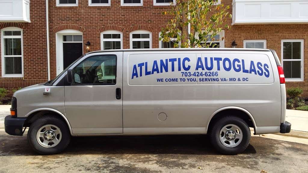 Atlantic Auto Glass | 14843 Build America Dr, Woodbridge, VA 22191, USA | Phone: (703) 424-6266