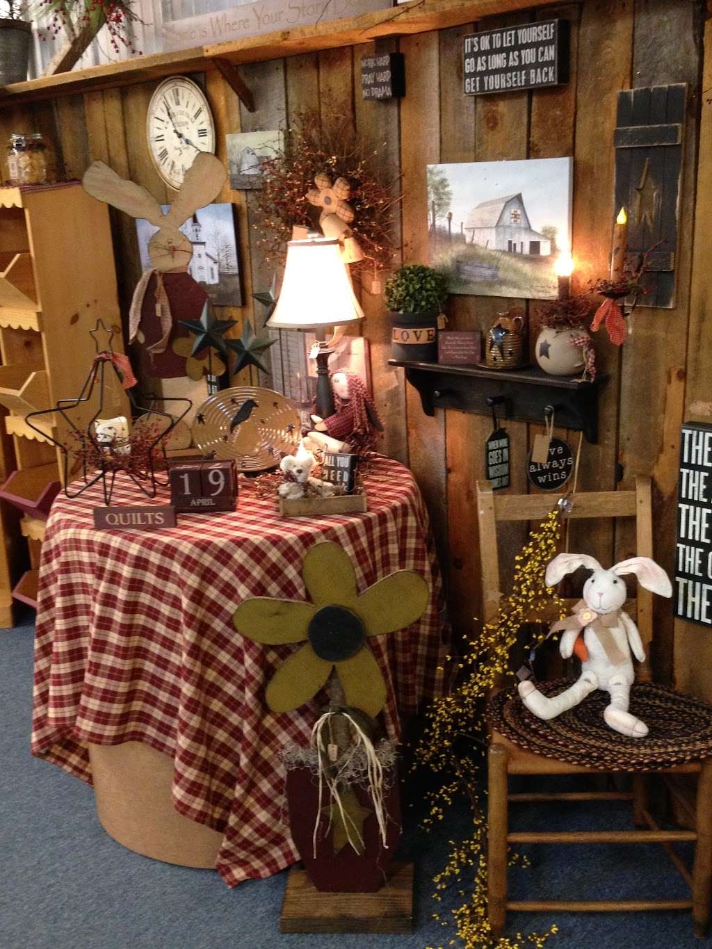 Willies Primitive Attic and Flower Shop | 83 W Main St, Hancock, MD 21750, USA | Phone: (240) 625-6059