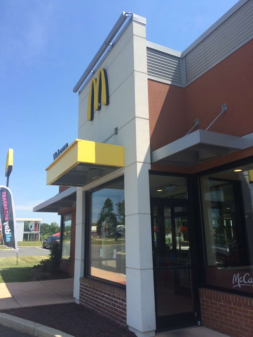 McDonalds | 404 Constant Friendship Blvd, Abingdon, MD 21009, USA | Phone: (410) 569-2977