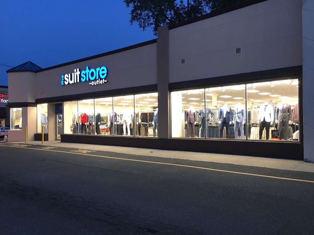 The Suit Store Outlet | 328 NJ-4, Paramus, NJ 07652, USA | Phone: (201) 880-0382