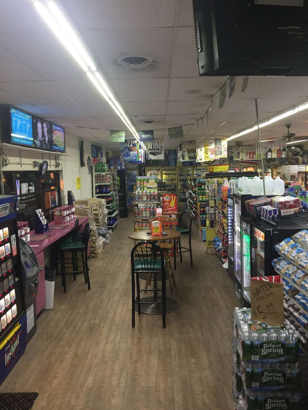 Lindys General Store | 2924, 314 Mattakeesett St, Pembroke, MA 02359, USA | Phone: (781) 293-6163