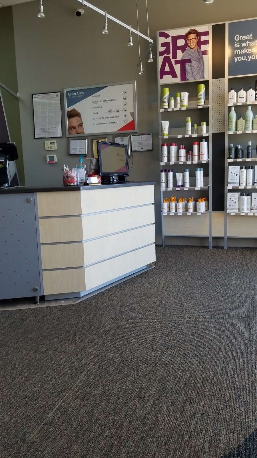 Great Clips | 6040 Main St Ste 144, American Canyon, CA 94503, USA | Phone: (707) 562-2555
