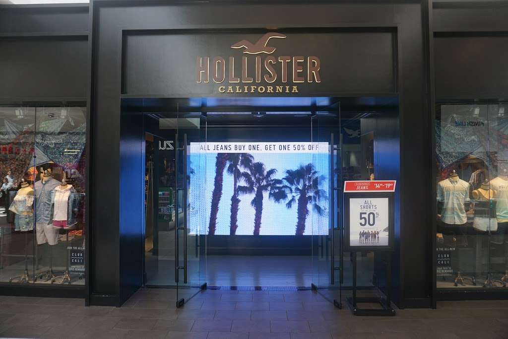 hollister co california