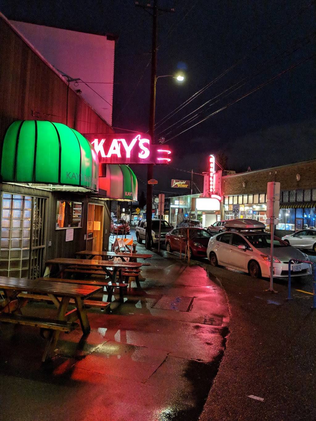 Kays Bar | 6903 SE Milwaukie Ave, Portland, OR 97202, USA | Phone: (503) 232-4447