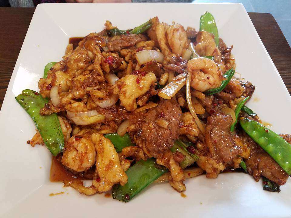 Golden China Restaurant | 1117 N Queen St, Martinsburg, WV 25404, USA | Phone: (304) 263-1110