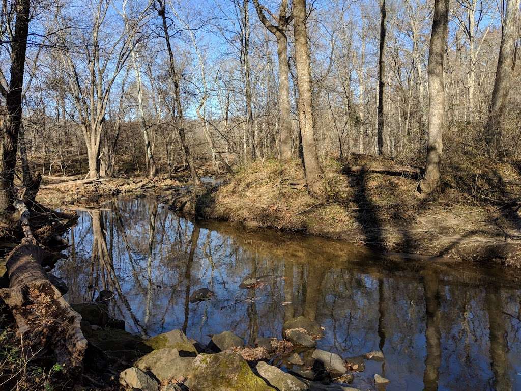 Ellanor C. Lawrence Park Parking Lot | Centreville, VA 20120