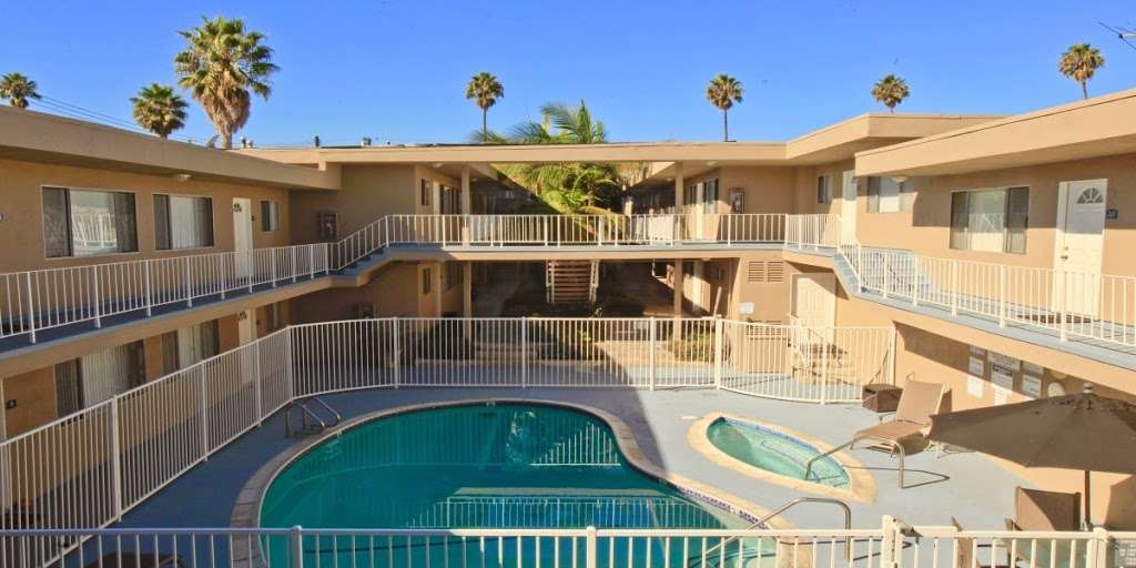 800 Meyer Apartments | 800 Meyer Ln, Redondo Beach, CA 90278 | Phone: (310) 379-2339