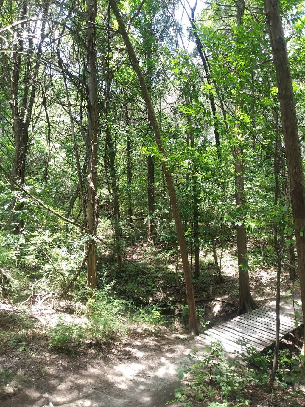 Oak Cliff Nature Preserve | 2875 Pierce St, Dallas, TX 75233, USA | Phone: (972) 696-9810